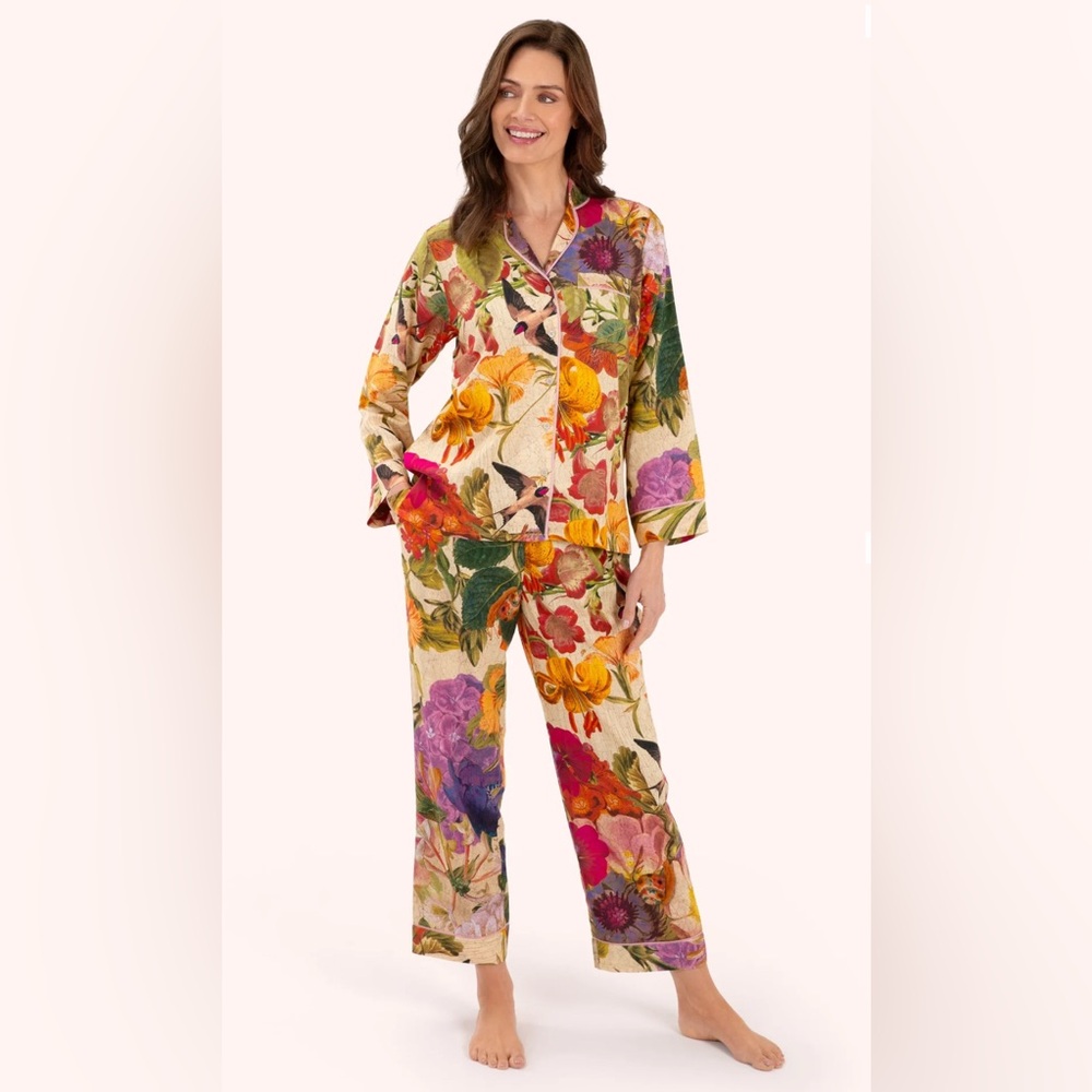 PowderUK Cream Posy super soft pajamas/long sleeve & pants-NWOT